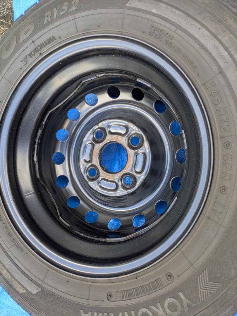 出品①★ハイゼット/サンバー　145R12★　※注意！4本セットの内２本のみ