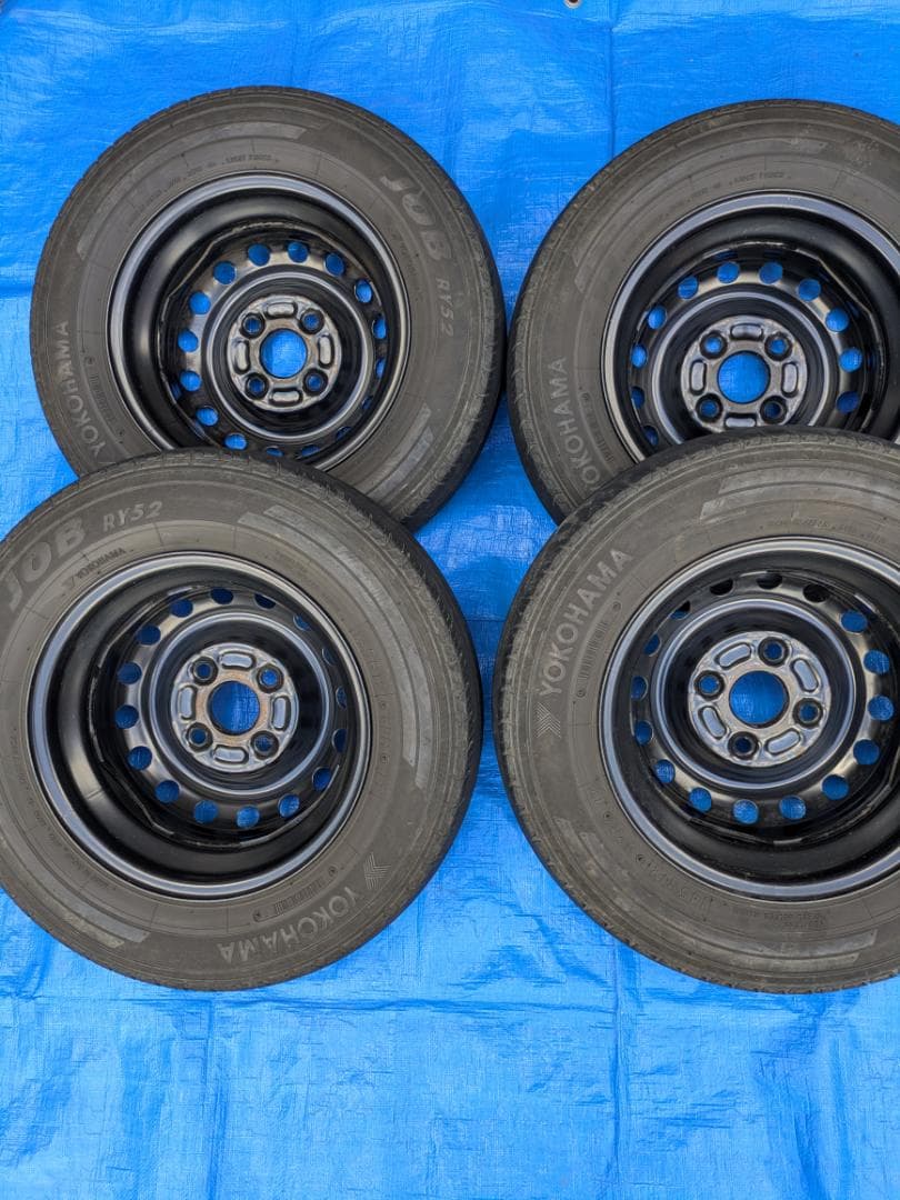 出品①★ハイゼット/サンバー　145R12★　※注意！4本セットの内２本のみ