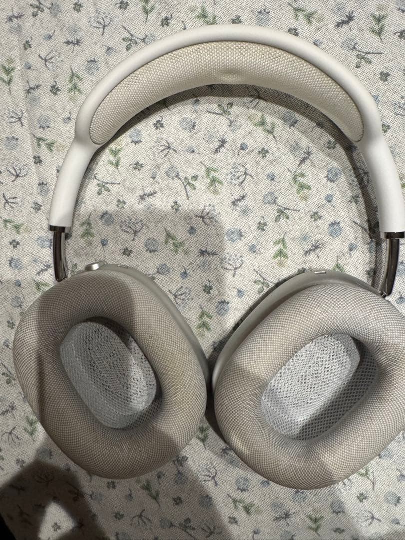 AirPods本体とケース 本日購入の方のみ値下げ⭕️