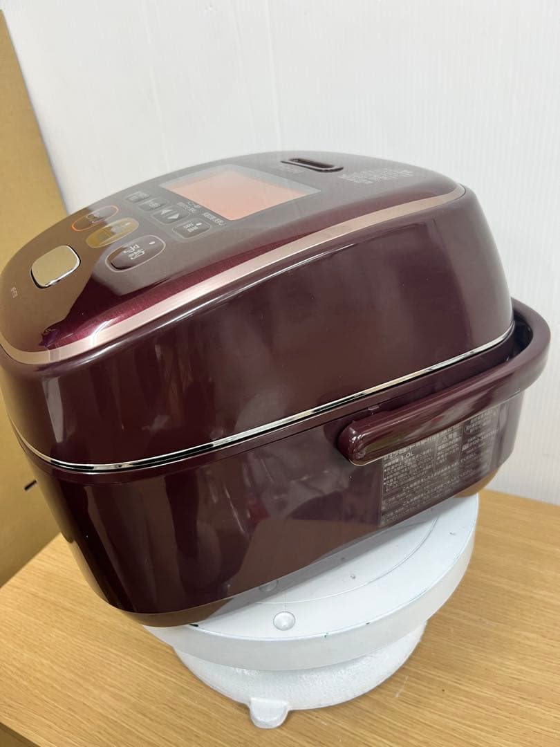 ZOJIRUSHI 象印 IH炊飯ジャー NP-YT10 5.5合2017年製