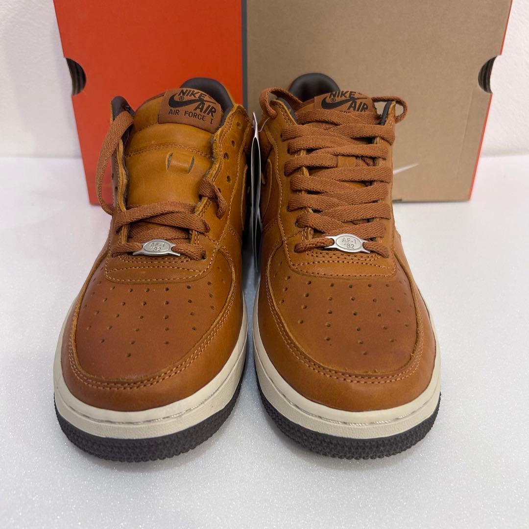 新品　AIR FORCE 1 LOW PREMIUM leather スニーカー