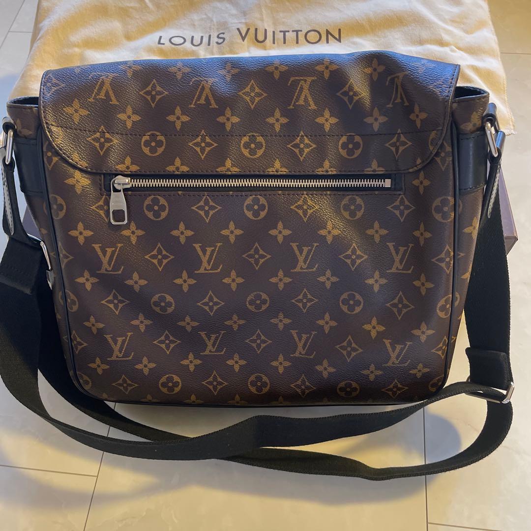 Louis Vuittonモノグラムメッセンジャ クリストファーアストロン