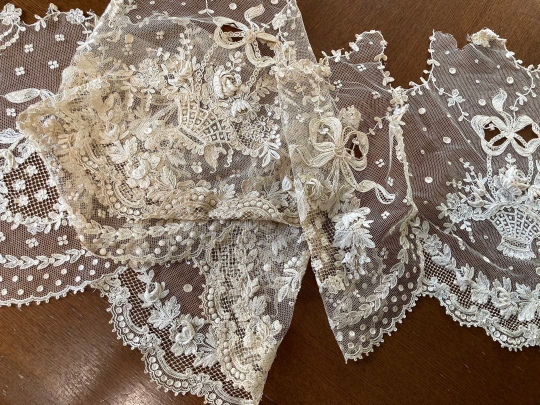 フランス アンティーク薔薇の花かご ウエディング用 チュールレース 立体の花びら