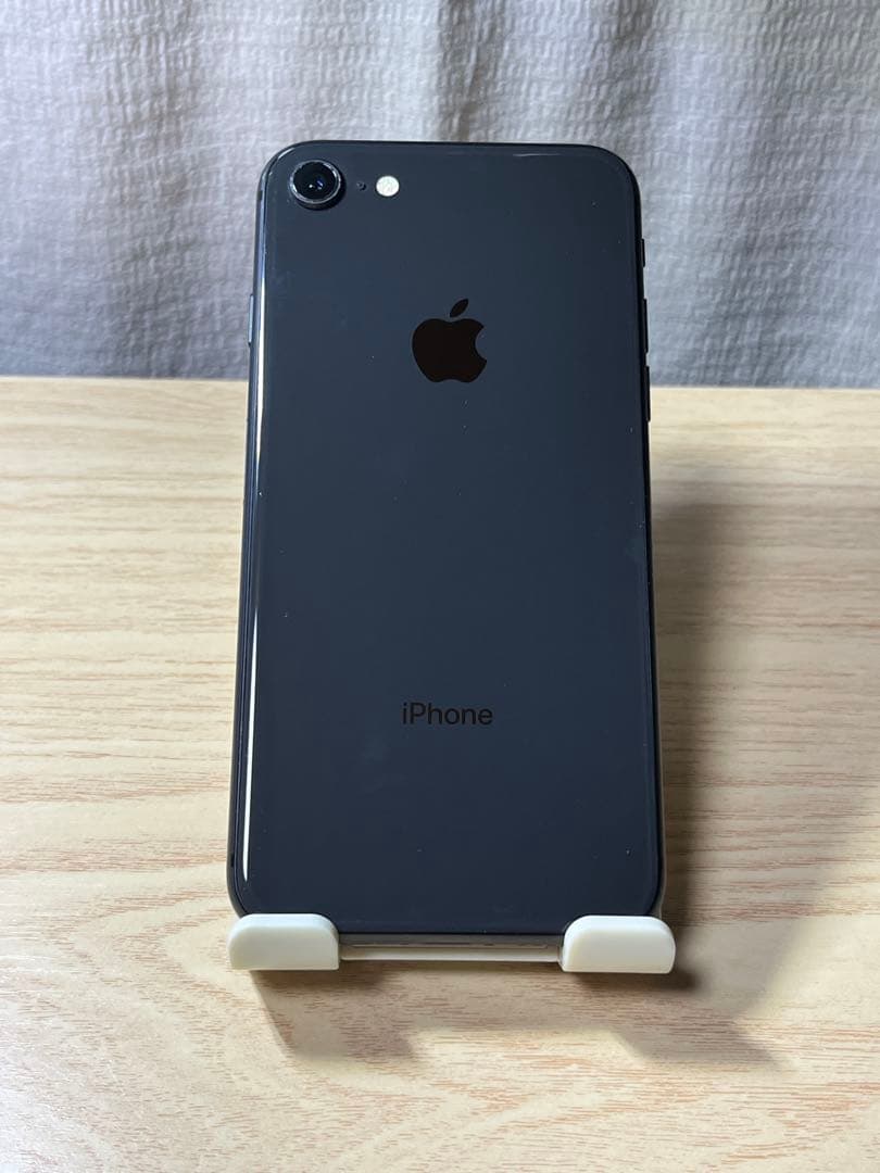 ♫ Apple iPhone 8 スペースグレー