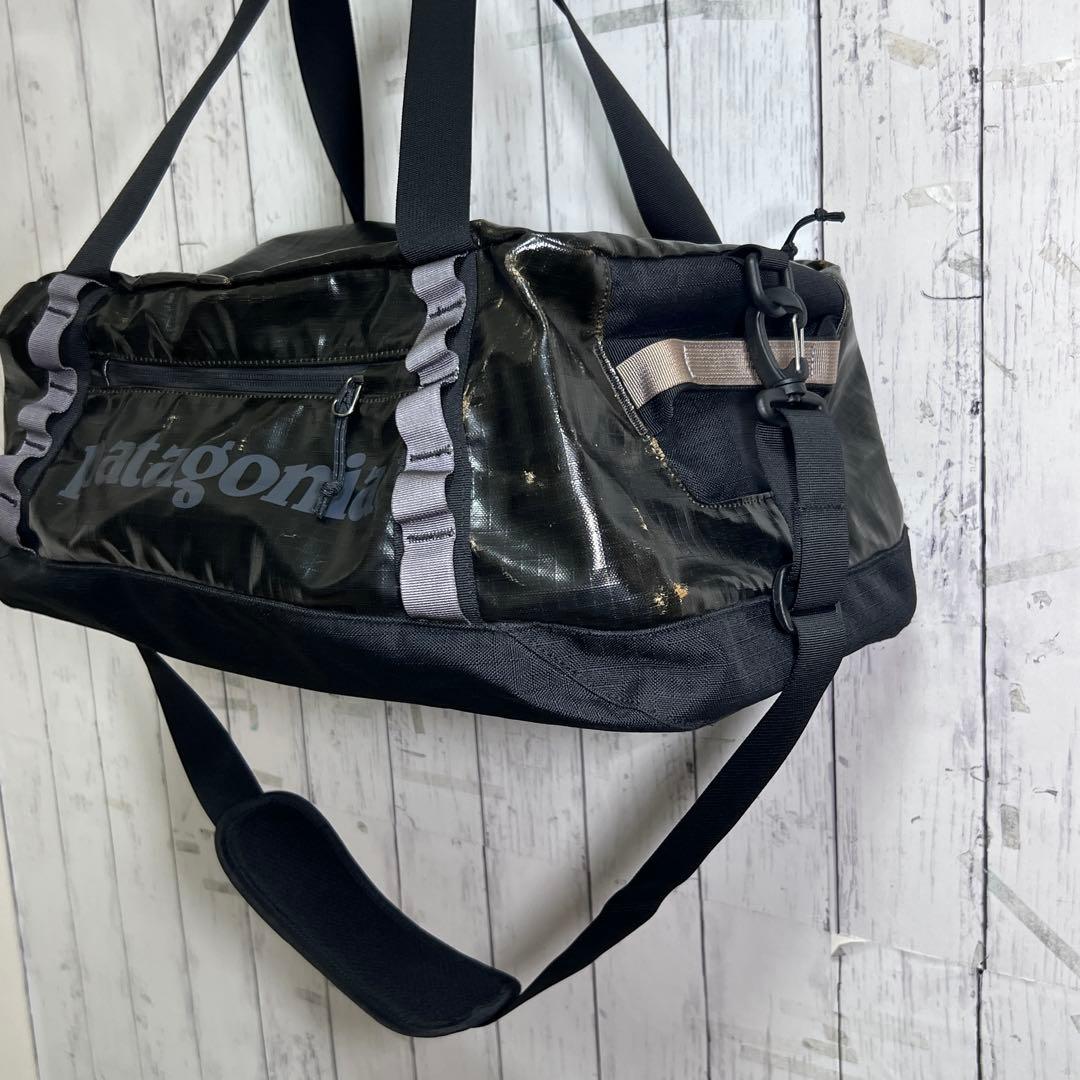 【人気】Patagonia ボストンバッグ 45L 黒 部活 旅行 定番