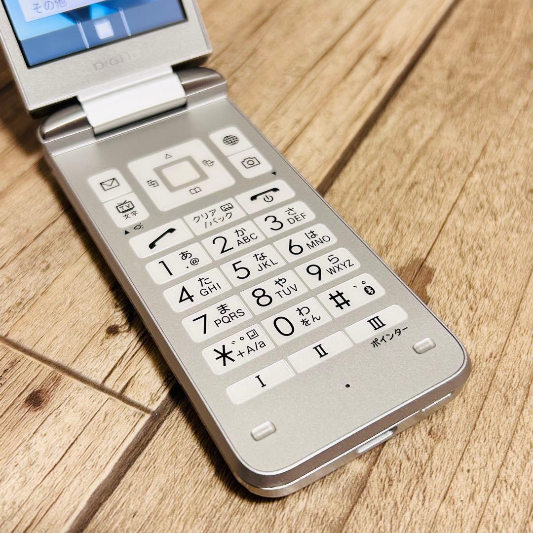 DIGNO ガラケー ワイモバイル NP903KC シルバー