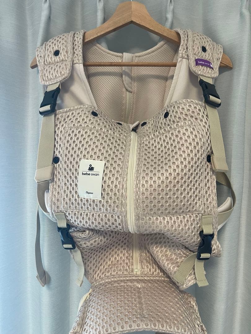【PACO】べべスワン　抱っこ紐　サンドベージュ