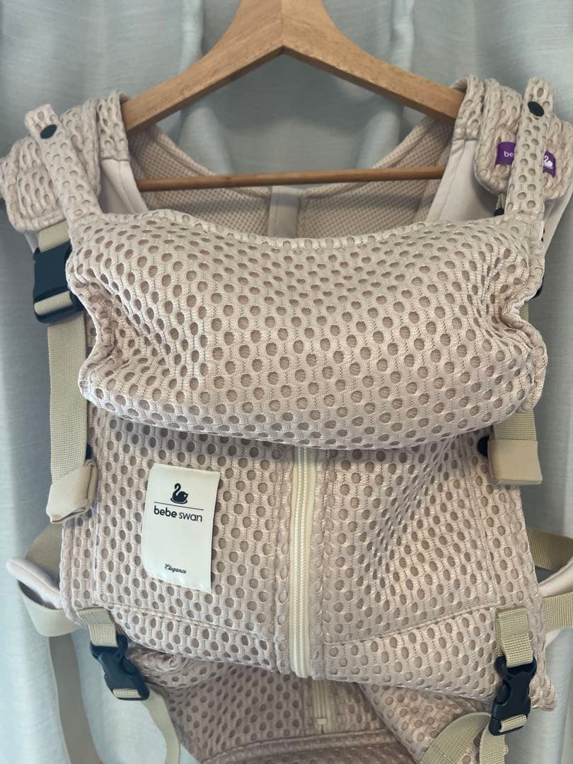 【PACO】べべスワン　抱っこ紐　サンドベージュ