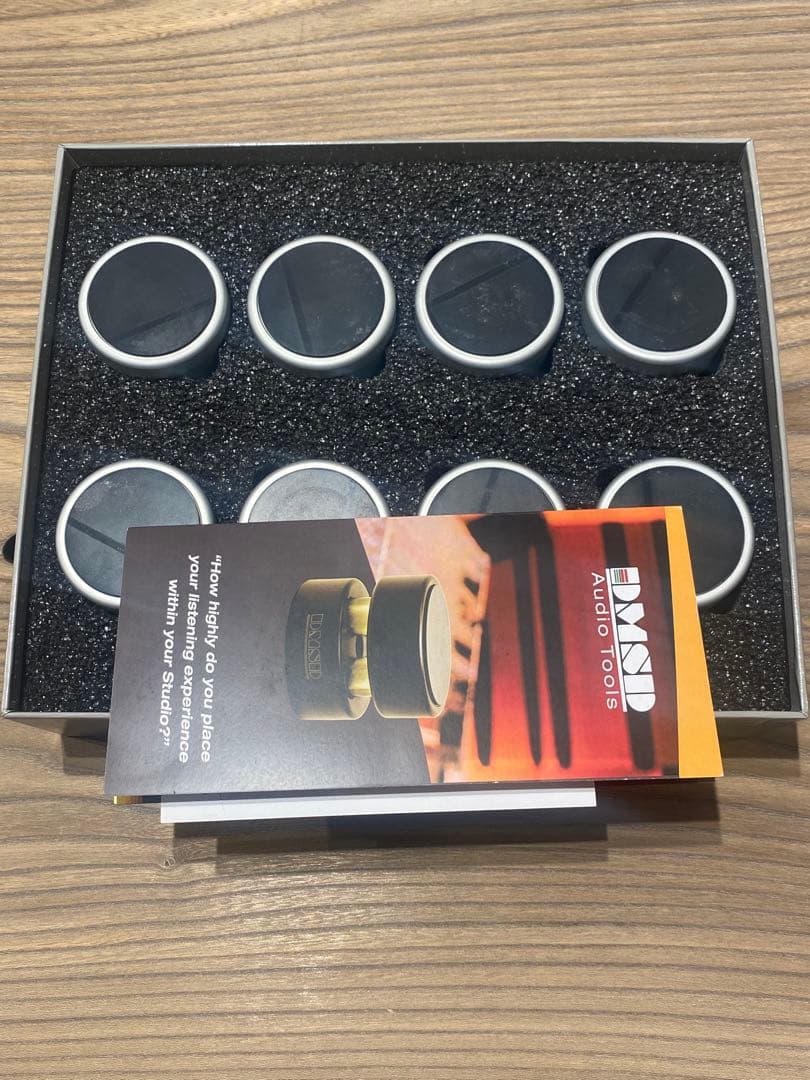 DMSD 60 PRO Silver インシュレーター　8個1組 シルバー