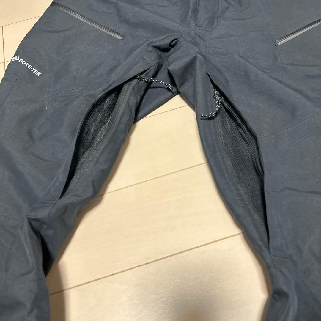マウンテンハードウェア　GORE-TEX スノーボードウェア