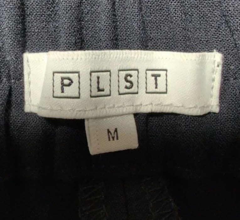 プラステ　PLST 高橋志津奈さんコラボ　ジャケット　パンツ　セットアップ