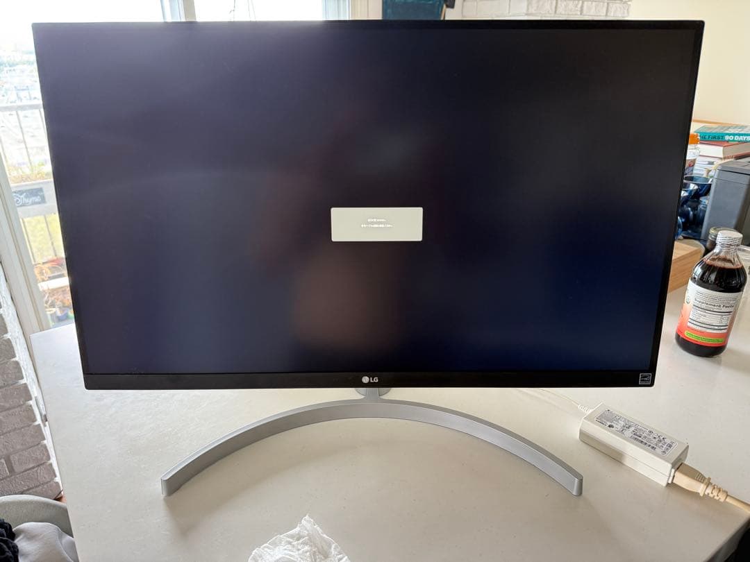 ハ*シ様 LG モニター　LG27UL650-W 【4K良品！】