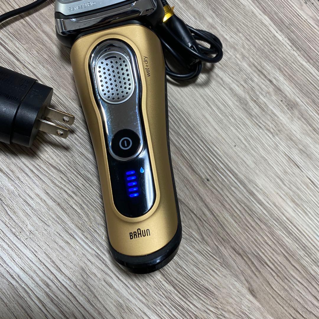 BRAUNシェイバー8・9