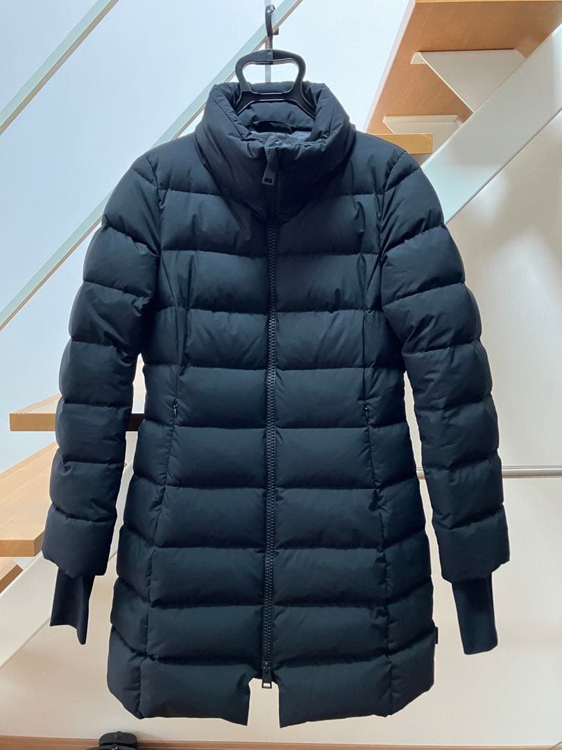 ヘルノ ラミナー ダウンコート ゴアウィンドストッパー 42