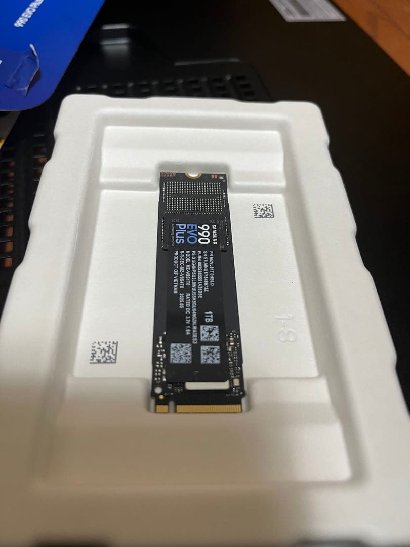 Samsung 990 EVO Plus 1TB M.2 SSD 開封済み未使用