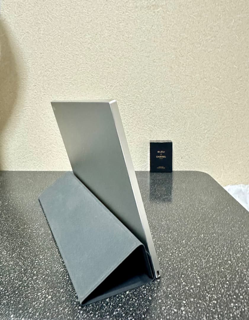 ディスプレイ・モニター本体 LG Mobile Monitor WQXGA (2560 x 1600)