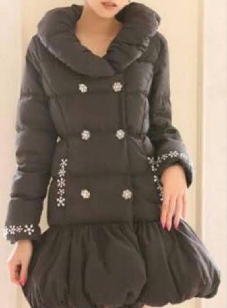 専用ページ 新品 EmiriaWiz ブラック ダウンジャケット S