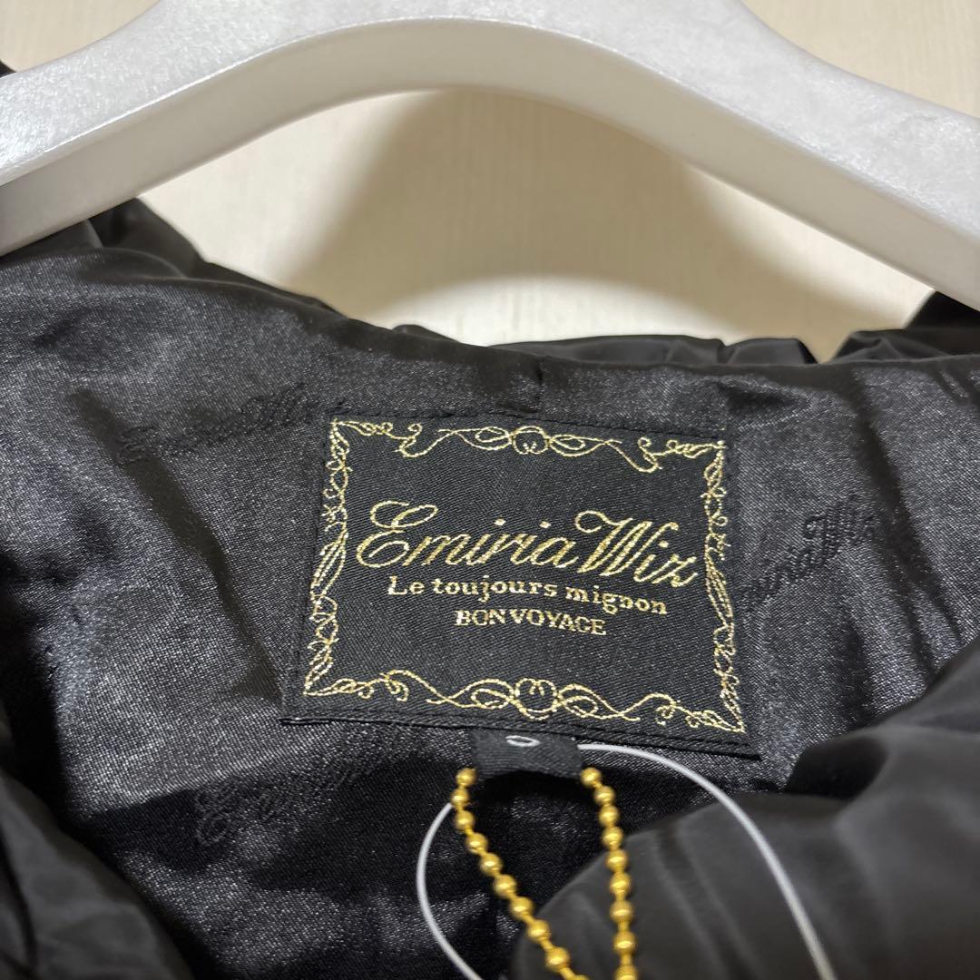 専用ページ 新品 EmiriaWiz ブラック ダウンジャケット S