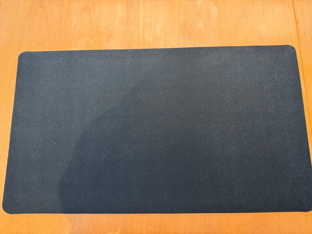 s*w様 【海外限定】　プレイマット　星の勇者、クラウド　FINAL FANTA