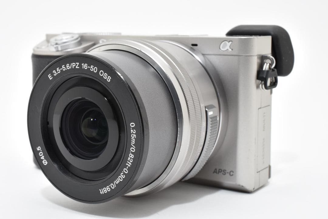 ソニー　SONY α6000 レンズキット S数1075回 安心の動作確認済品