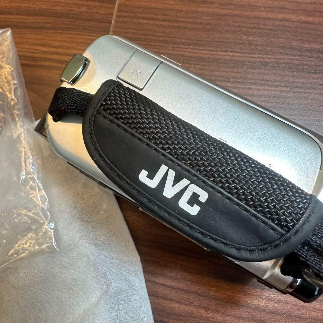 ほぼ未使用 Victor JVC GZ-HM890-S ビデオカメラ 0121