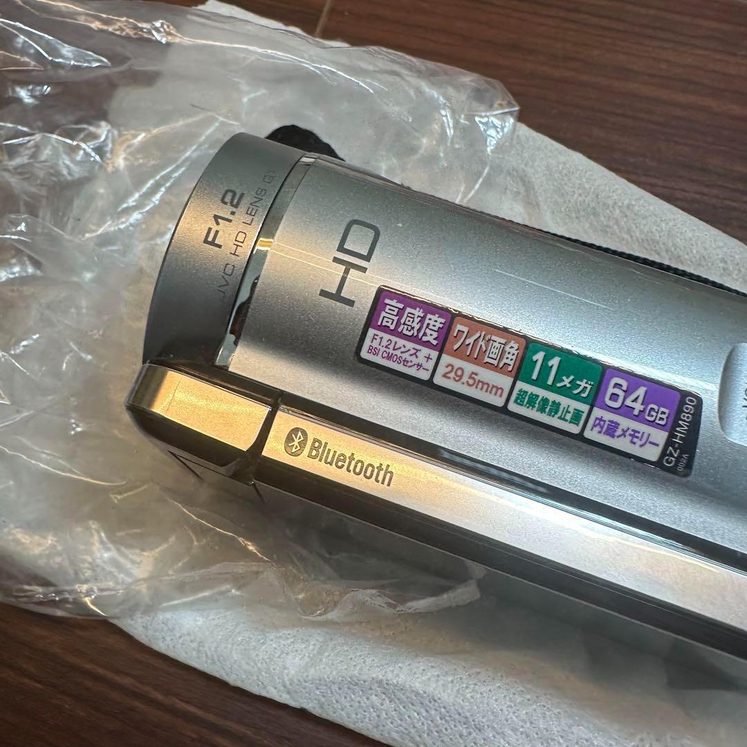 ほぼ未使用 Victor JVC GZ-HM890-S ビデオカメラ 0121