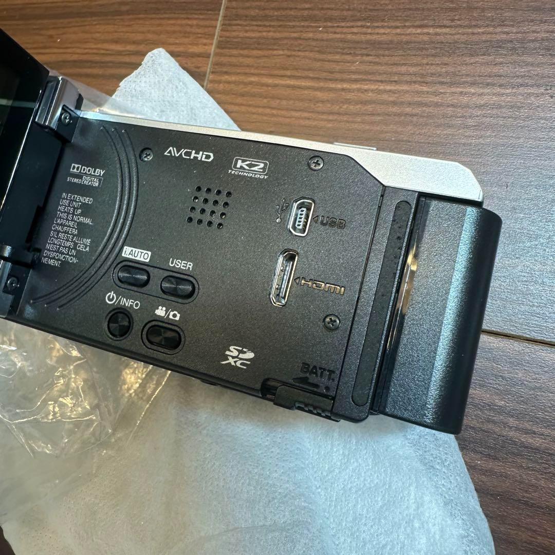 ほぼ未使用 Victor JVC GZ-HM890-S ビデオカメラ 0121