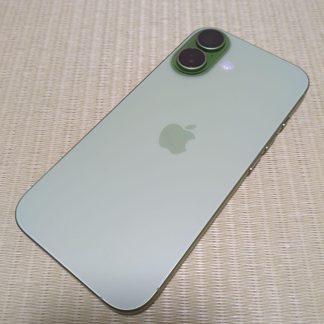 美品 iphone 17 セージ 256GB