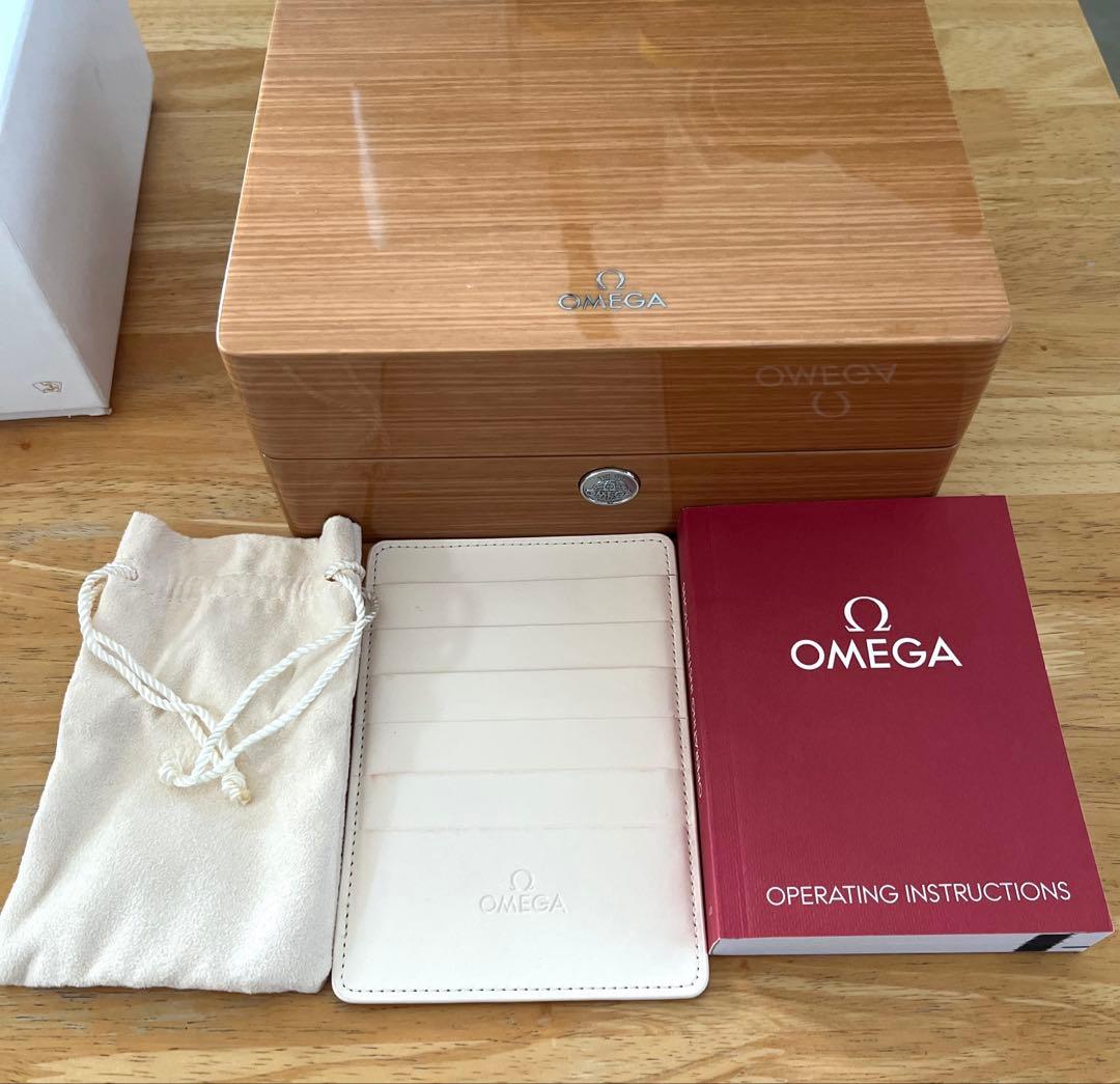 OMEGA オメガ 腕時計 空箱 時計ケース　木箱　巾着　カードケース　説明書