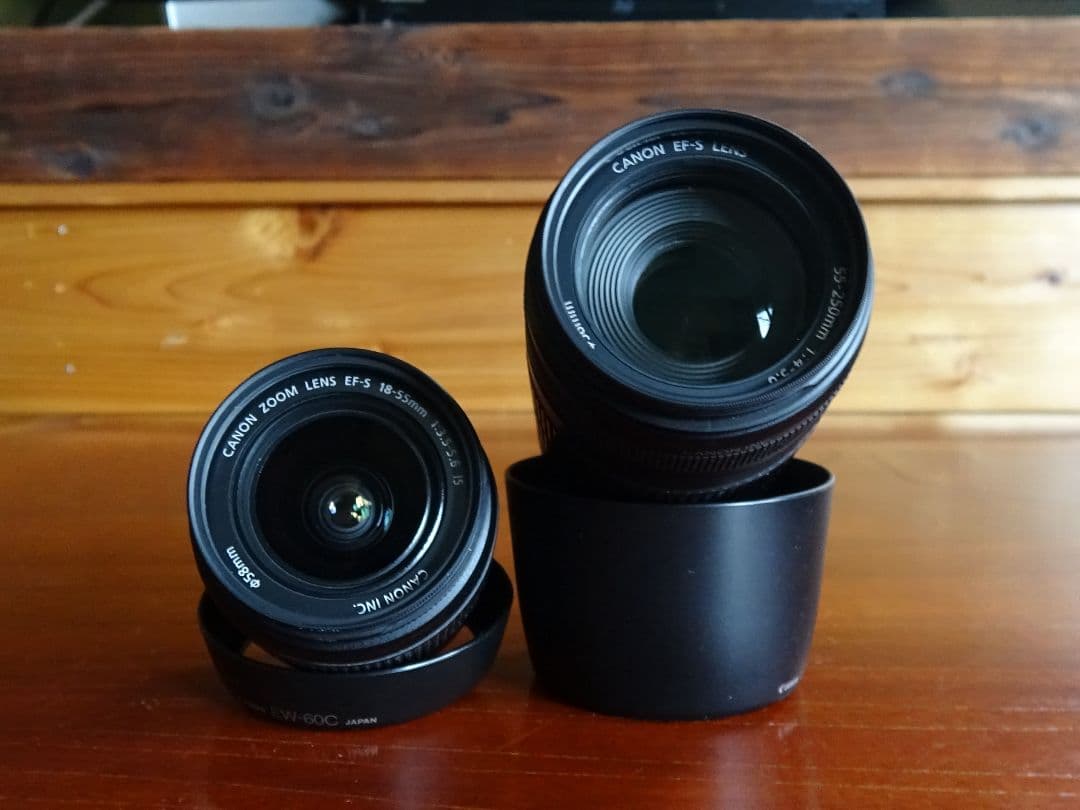 Canon EOS Kiss X10iダブルズームセット おまけ付き