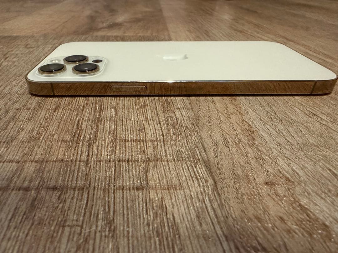 iPhone 12 Pro ゴールド 本体