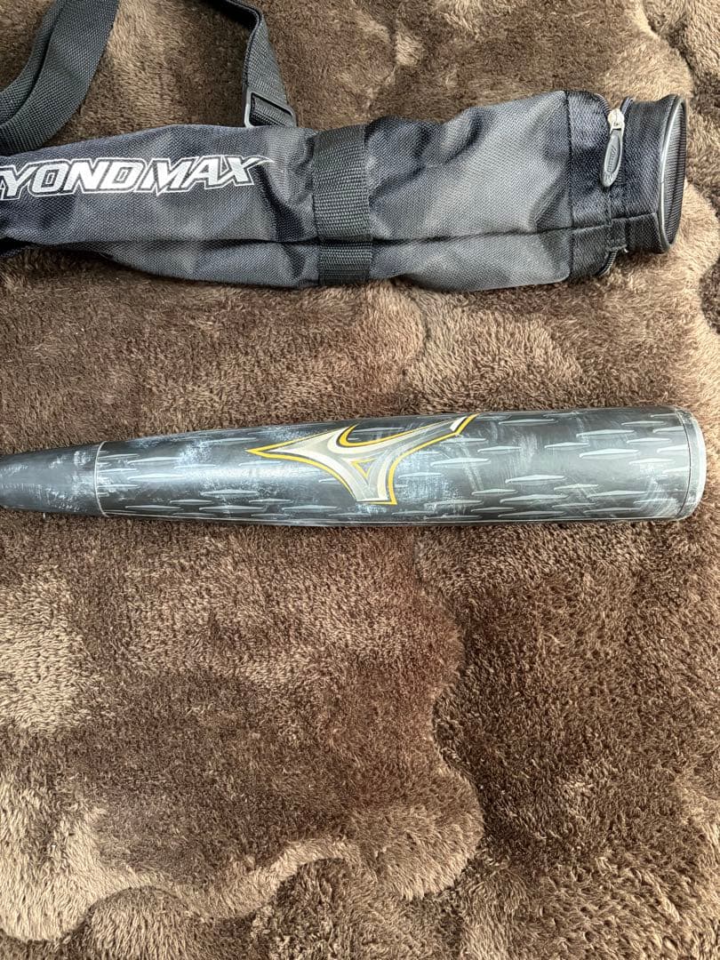 値下げ　ビヨンドマックスレガシーメタル84cm 740g バットケース付き