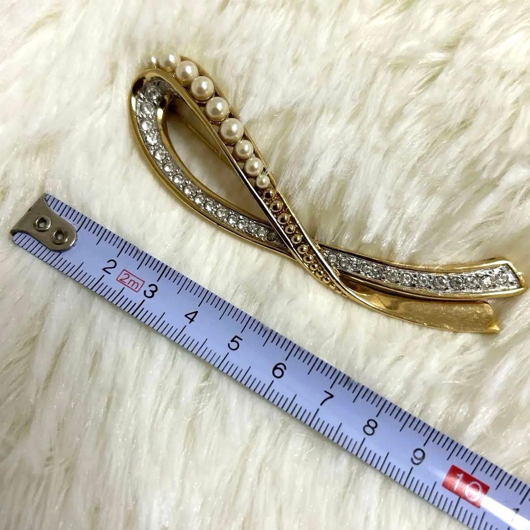 GROSSE グロッセ 大きめ ブローチ パール ラインストーン ゴールド