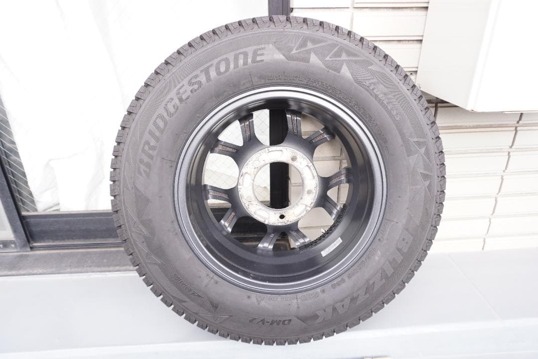 ブリヂストン DM-V2 195/80R15 シエラ スタッドレス ホイール付