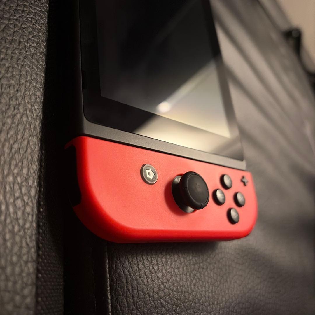 任天堂スイッチ Nintendo Switch本体ネオンカラー、付属品完備！