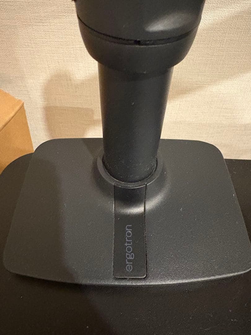 ergotron モニターアーム 黒