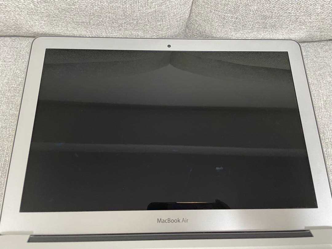 Apple MacBook Air シルバー 13インチ