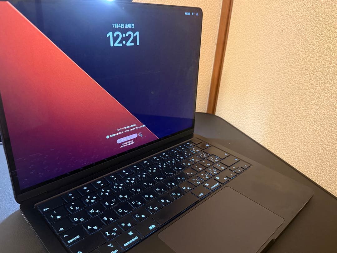 MacBook Air 13インチM2 16GB/1TBミッドナイト【中古】