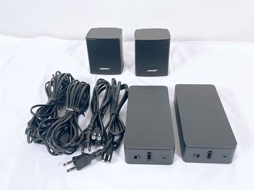 【良品】 BOSE SURROUND SPEAKERS ワイヤレスリアスピーカー
