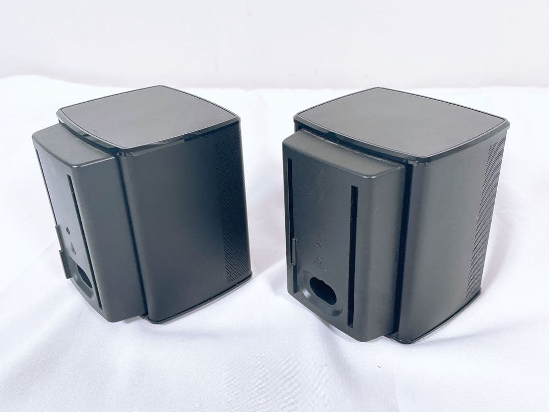 【良品】 BOSE SURROUND SPEAKERS ワイヤレスリアスピーカー