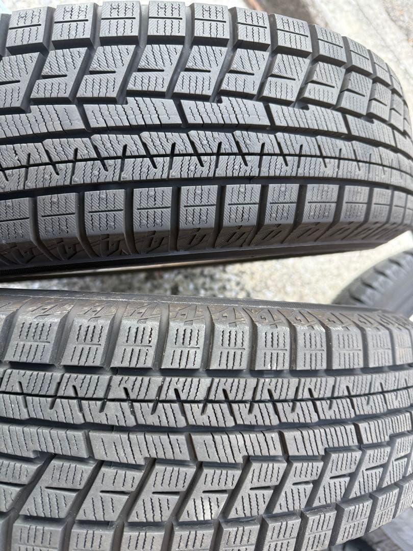 スタッドレスタイヤ　165/65 R15 81Q IG60