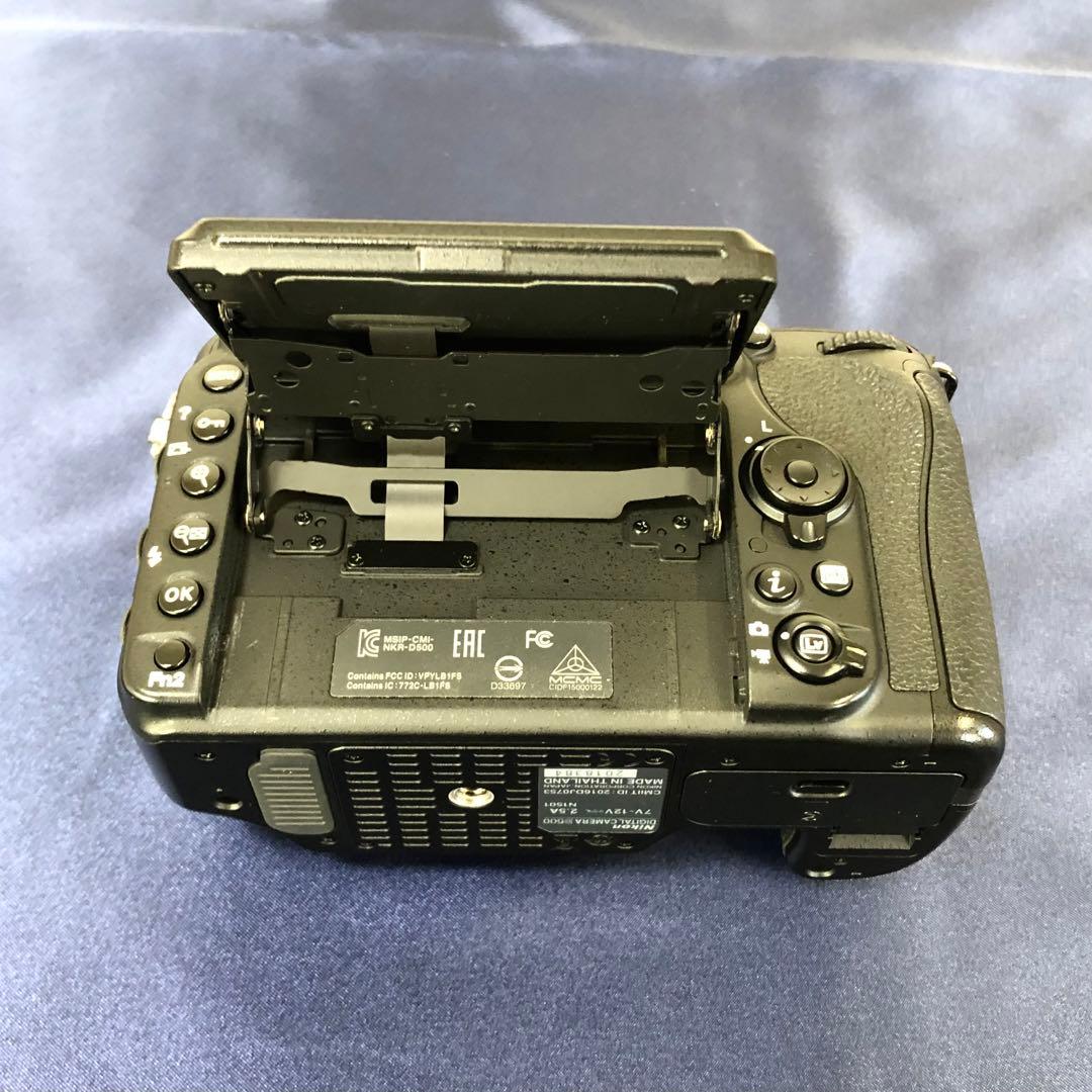 【美品】ニコン　Nikon　デジタル一眼レフカメラ　D500　ボディ