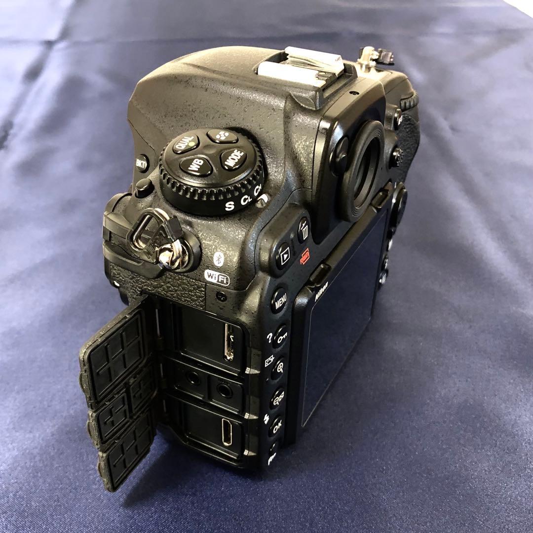 【美品】ニコン　Nikon　デジタル一眼レフカメラ　D500　ボディ