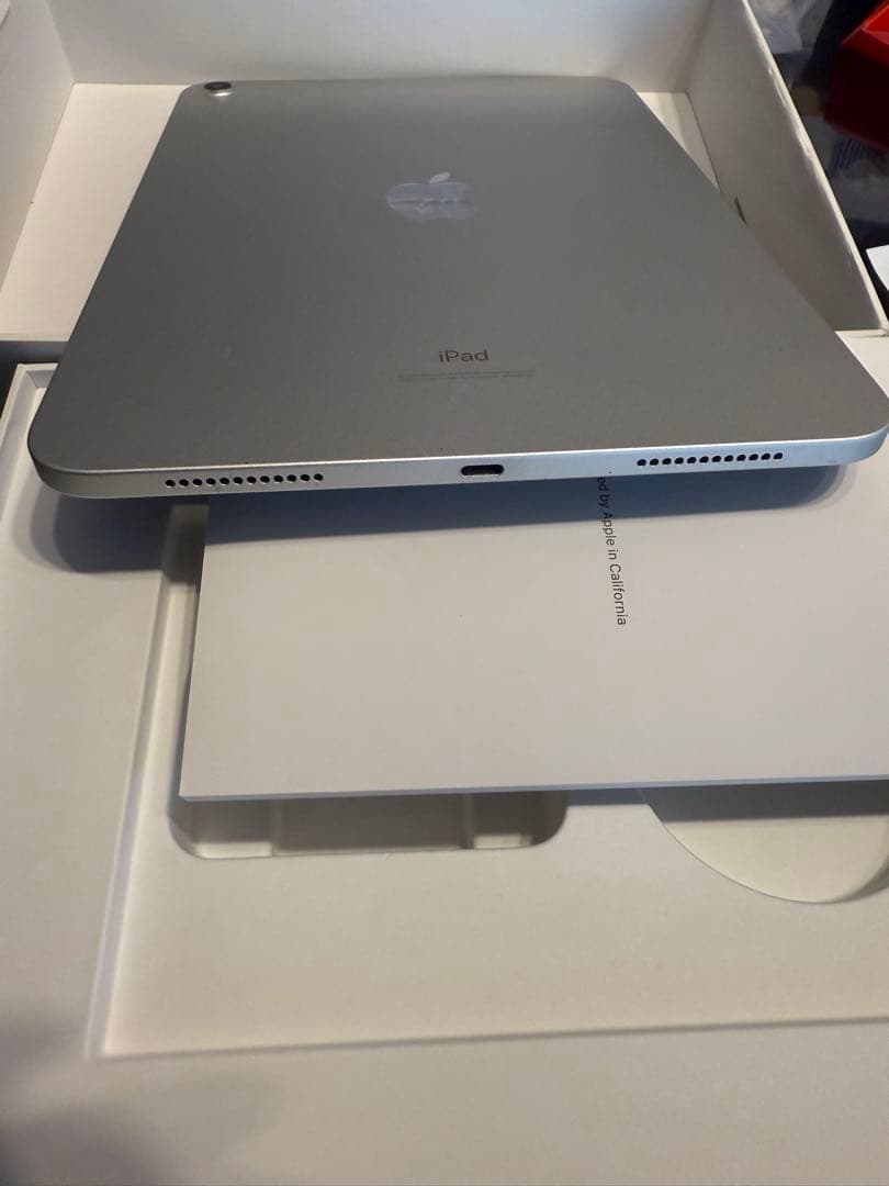 iPad シルバー 本体 第10世代 wifi 64GB