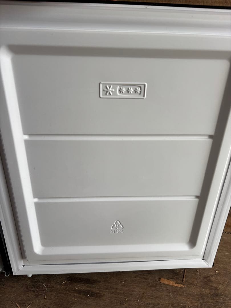 女性オーナーニトリ 冷蔵庫 NTR-140BK 140L 2023年製 家電