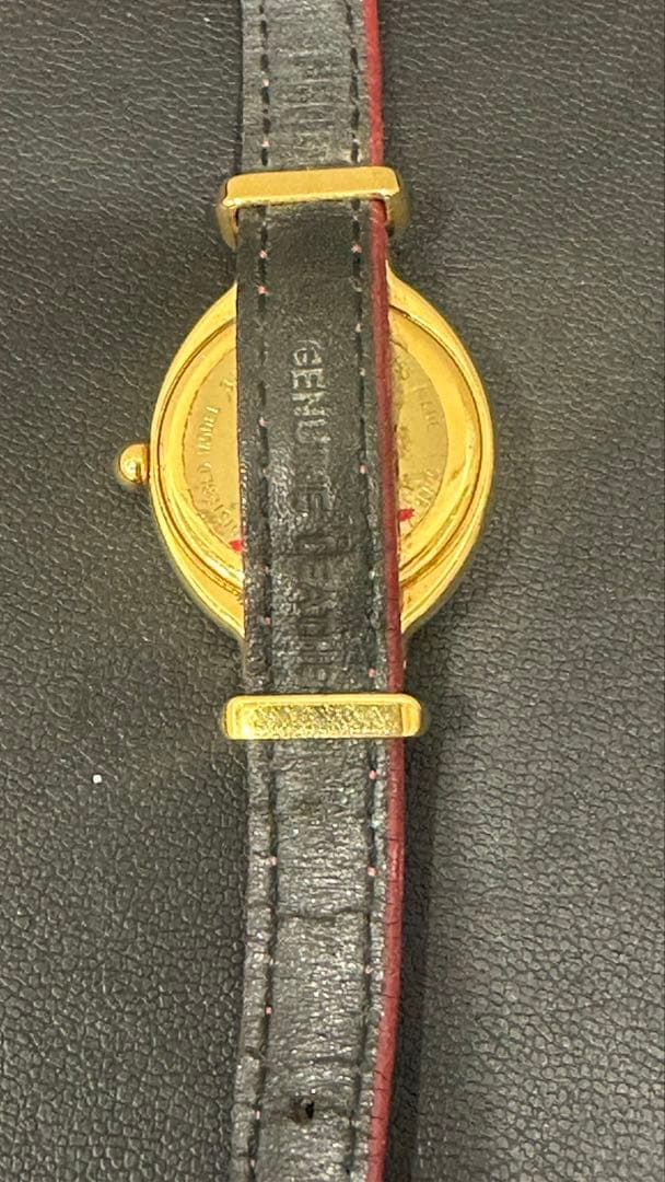 FENDI ゴールドレッドレザーバンド腕時計