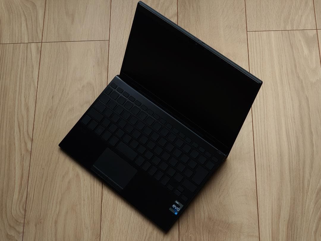 第13世代VAIO SX12 All Black Edition（LTE・5G）