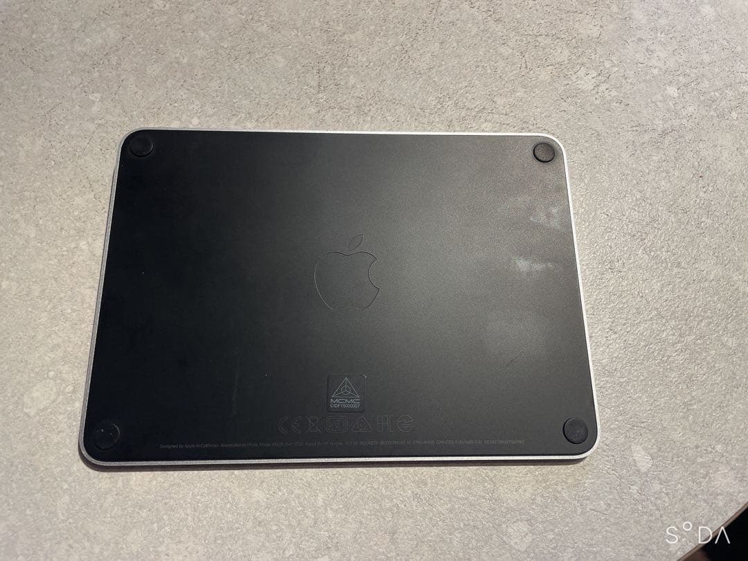 美品　Apple Magic Trackpad 2 2022年製造