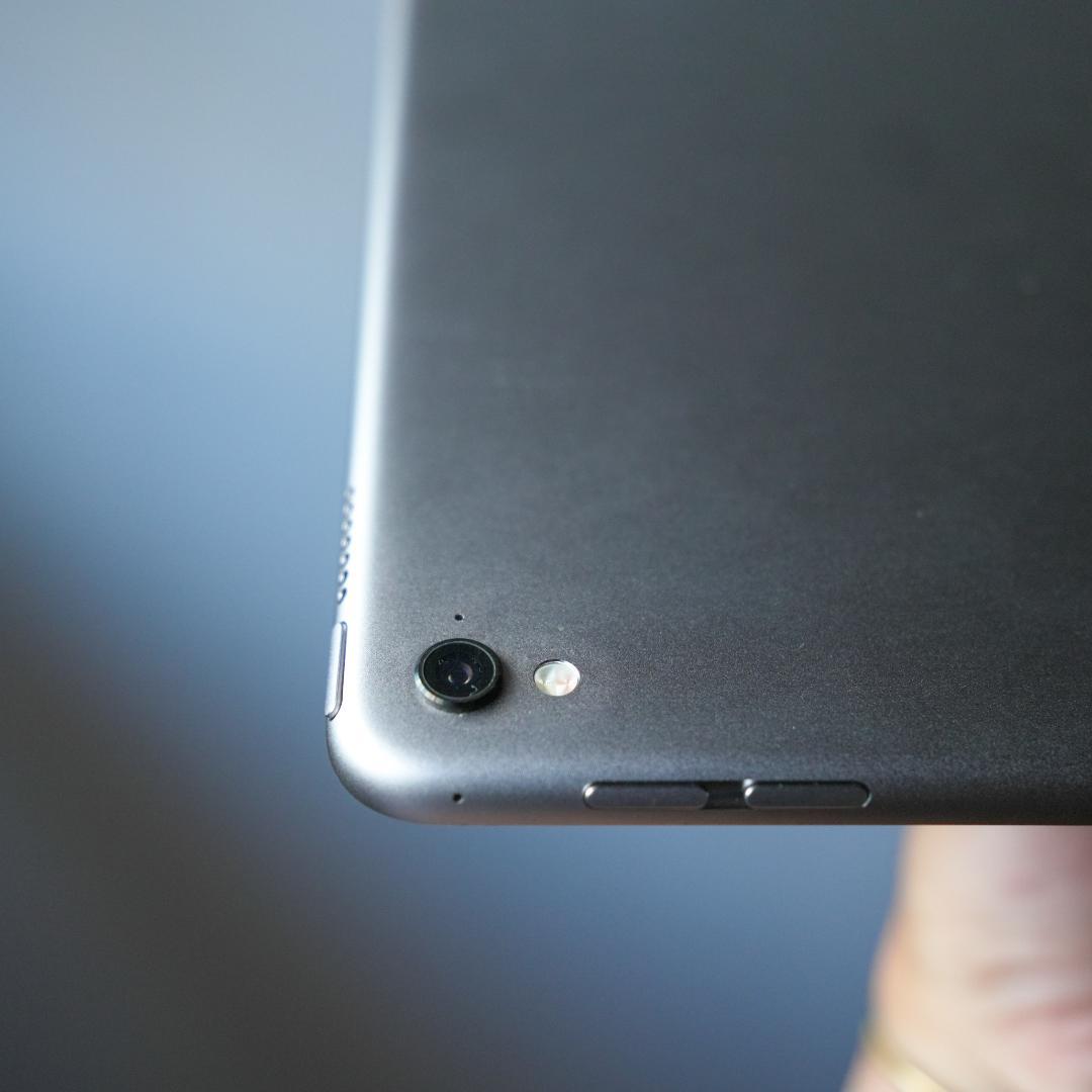 iPad Pro 第1世代　9.7インチ　128GB