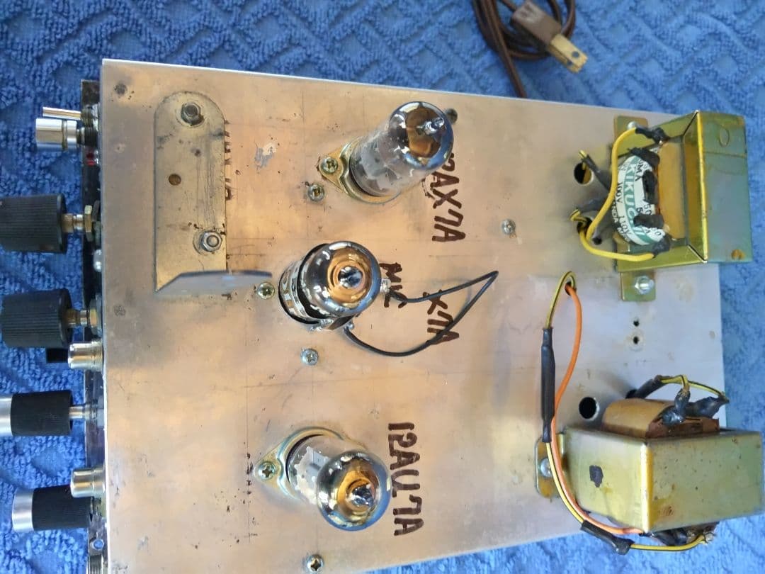 自作 マイク付き NF ステレオプリアンプ動作品の出品です。